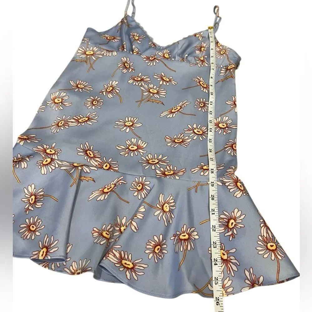 Kimchi Blue Urban Outfitters Satin Mini Floral Dress Size Medium - Picture 16 of 16